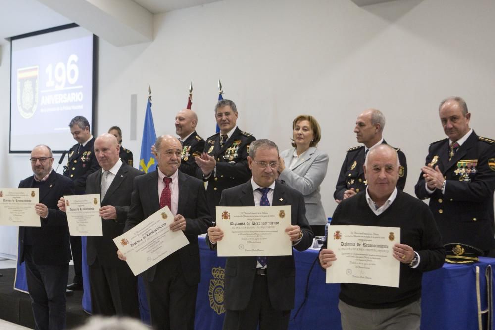 Actos de conmemoración del aniversario de la Policía