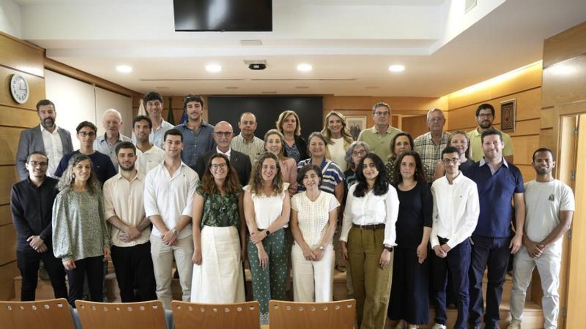 Alumnado y autoridades asistentes al acto de clausura del Máster en Olivicultura y Elaiotecnia de la UCO.