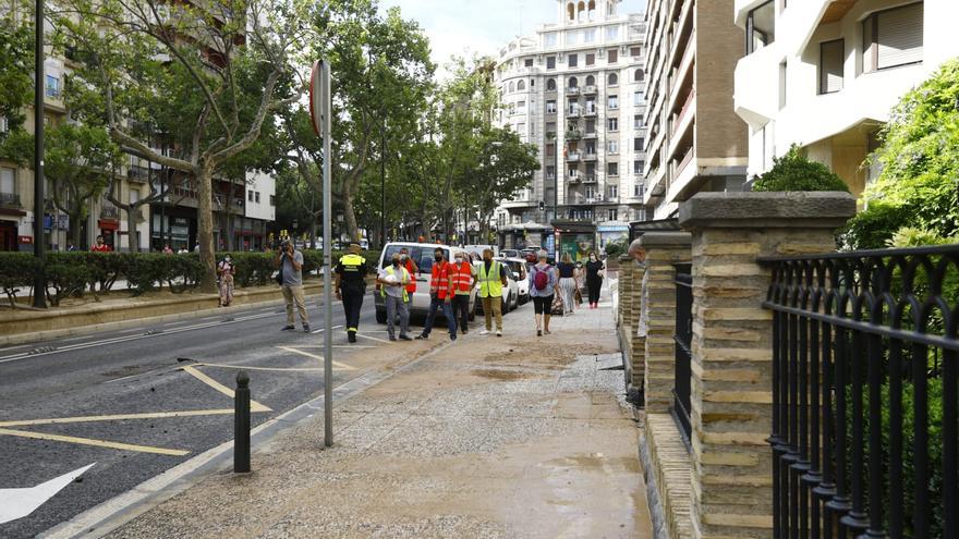 FOTOGALERÍA | Una tubería revienta en el paseo Sagasta