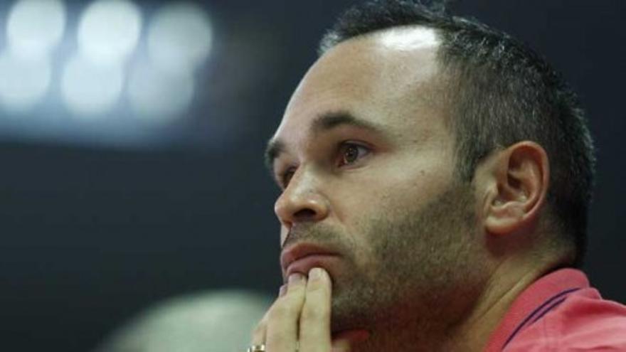 Andrés Iniesta: “El ‘clásico’ siempre es una batalla futbolística”