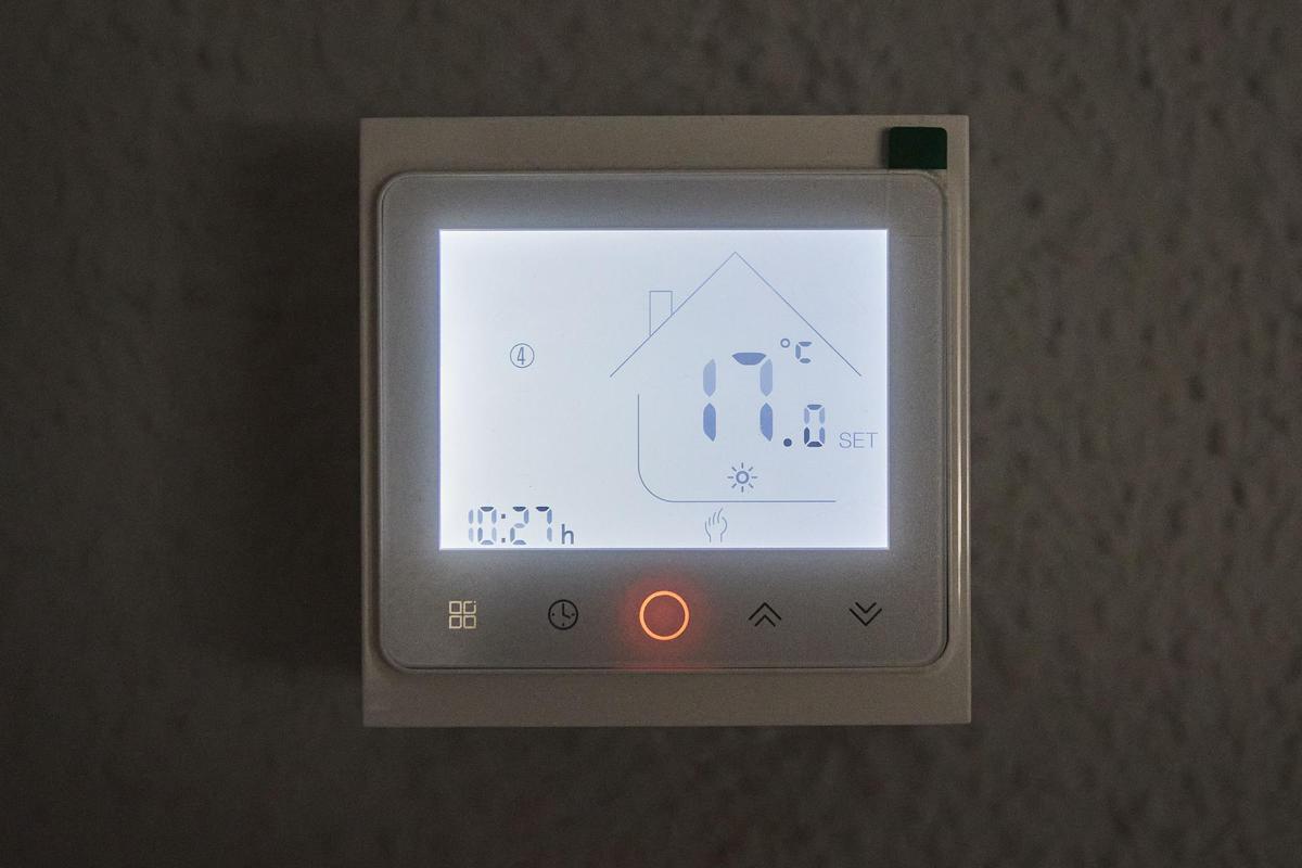 Un termostato marca 17 grados Un termostato marca 17 grados