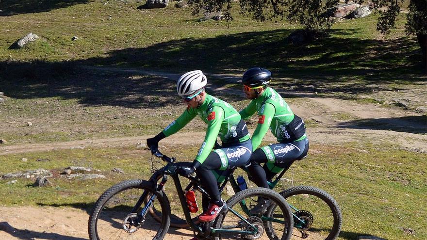 El Extremadura-Ecopilas disputará la VolCAT con Adrián González y Manu Cordero