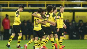 El Borussia Dortmund requiere del triunfo en la última semana y una derrota del Bayern