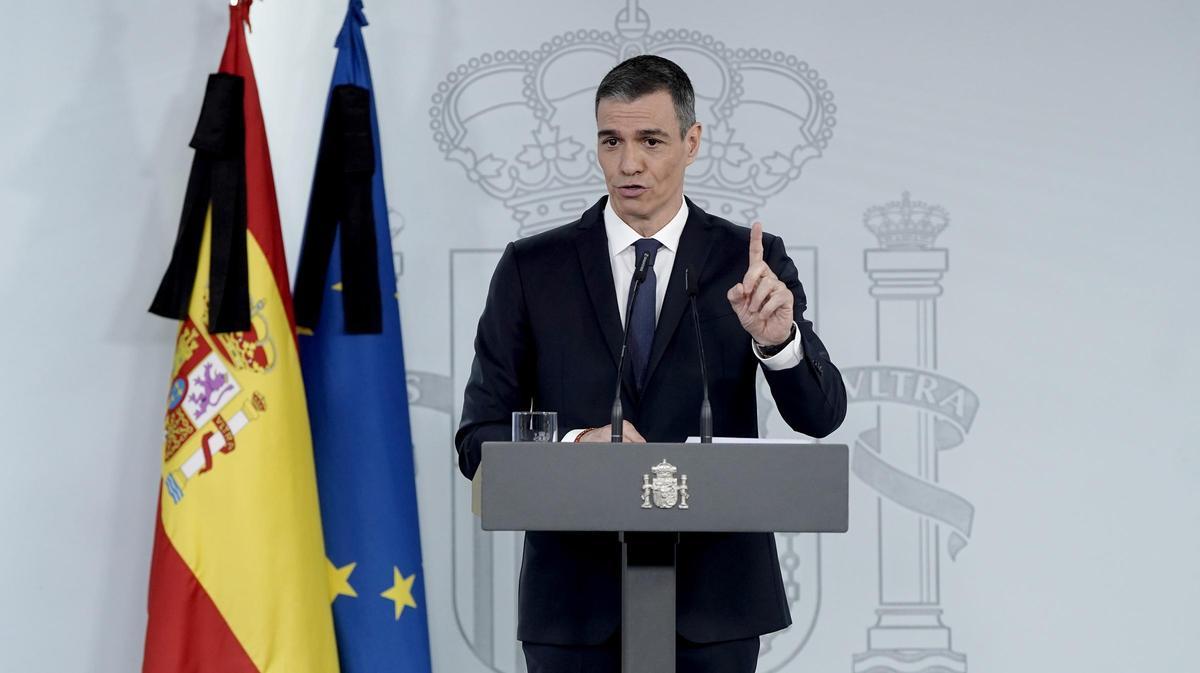 El presidente del Gobierno, Pedro Sánchez, durante su comparecencia en Moncloa para dar cuenta del plan de inversiones en defensa.