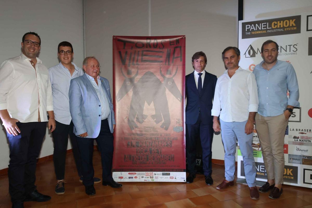 Villena presenta el cartel de la corrida de Manzanares, Roca Rey y Alfredo Bernabéu