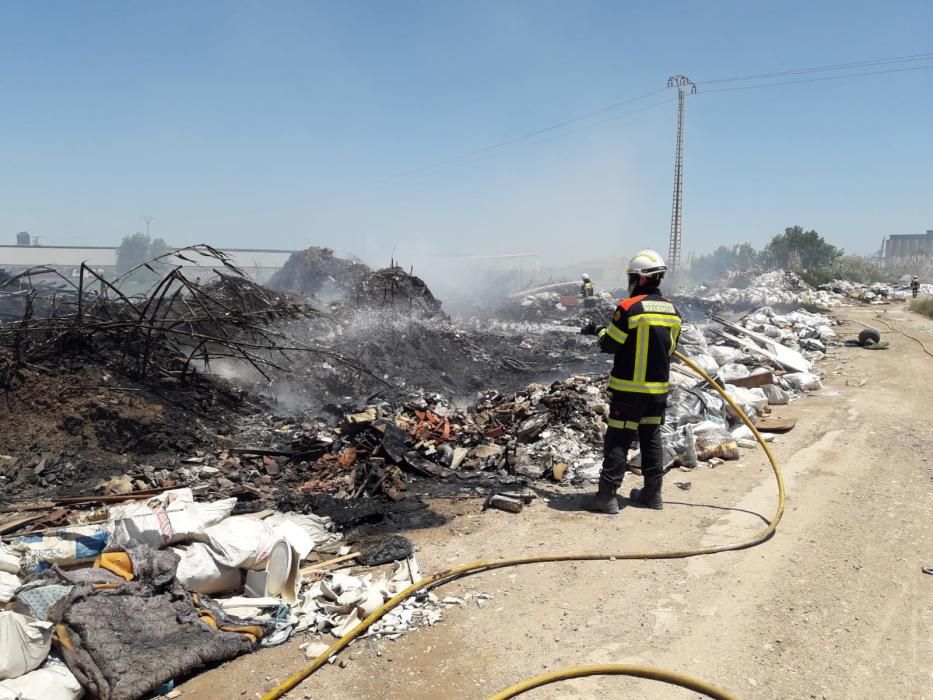 Incendio junto a la estación de Fuente de San Luís