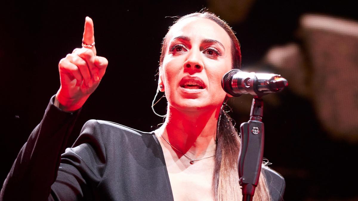 La cantante Mónica Naranjo, durante un concierto en el Navarra Arena, el 15 de mayo de 2021.