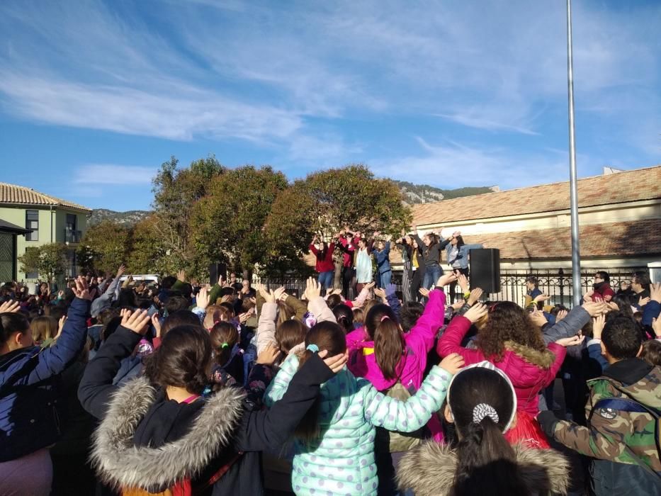 Celebración del Día de la Paz en Alcoy.