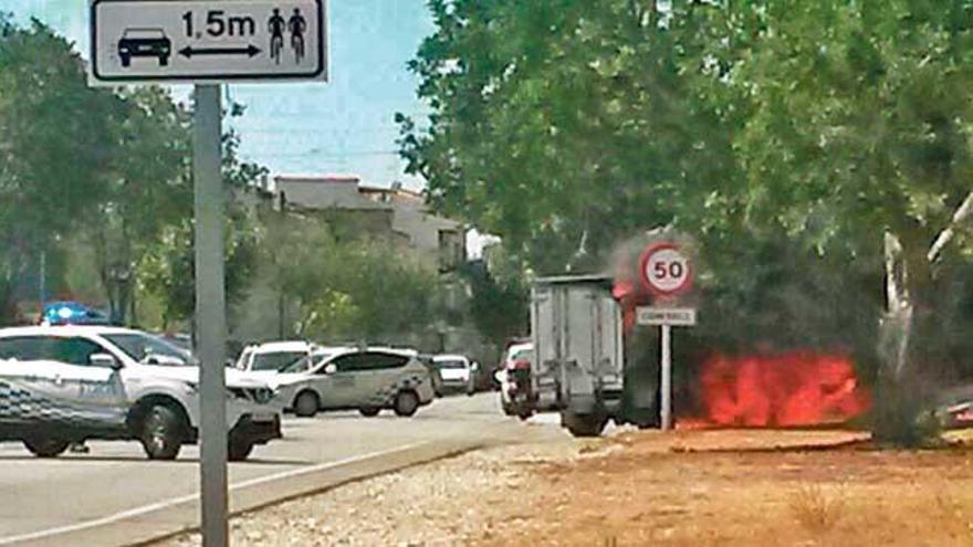 Incendio de un camión en Consell