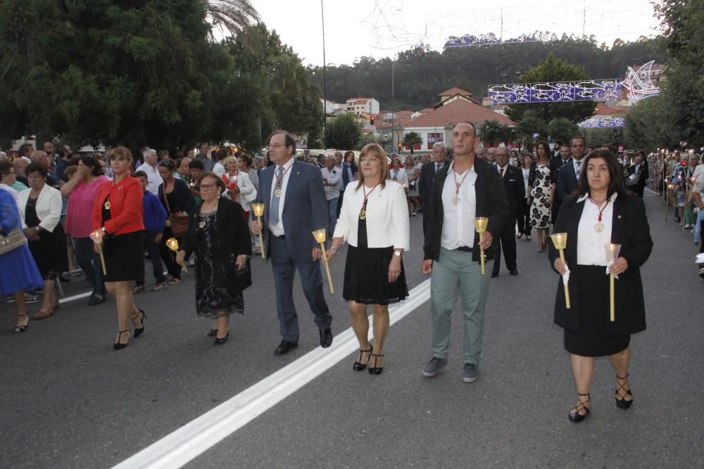 Un Cristo entre el fervor de la multitud. // Santos Álvarez