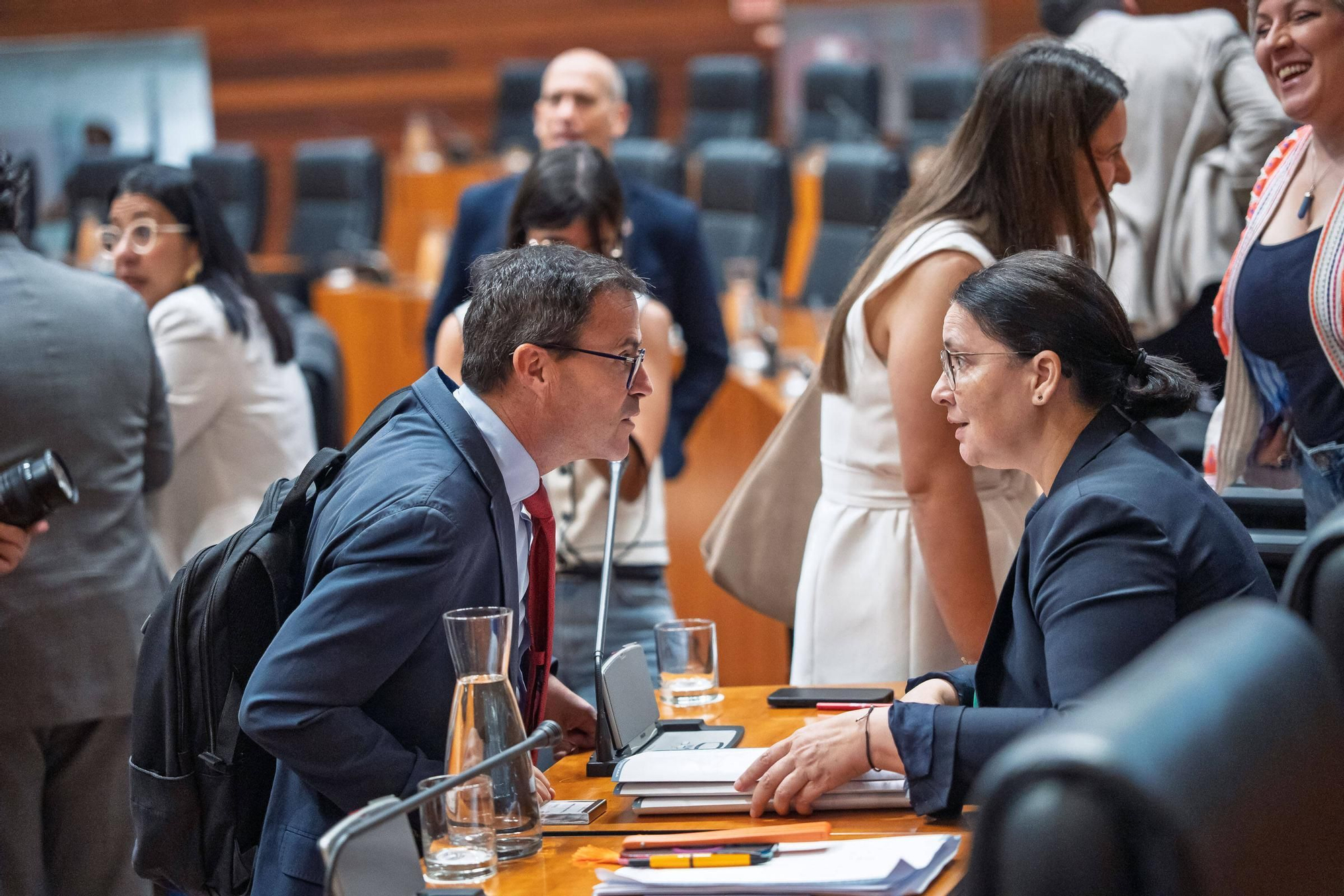 Fotogalería | Las imágenes del pleno en la Asamblea de Extremadura