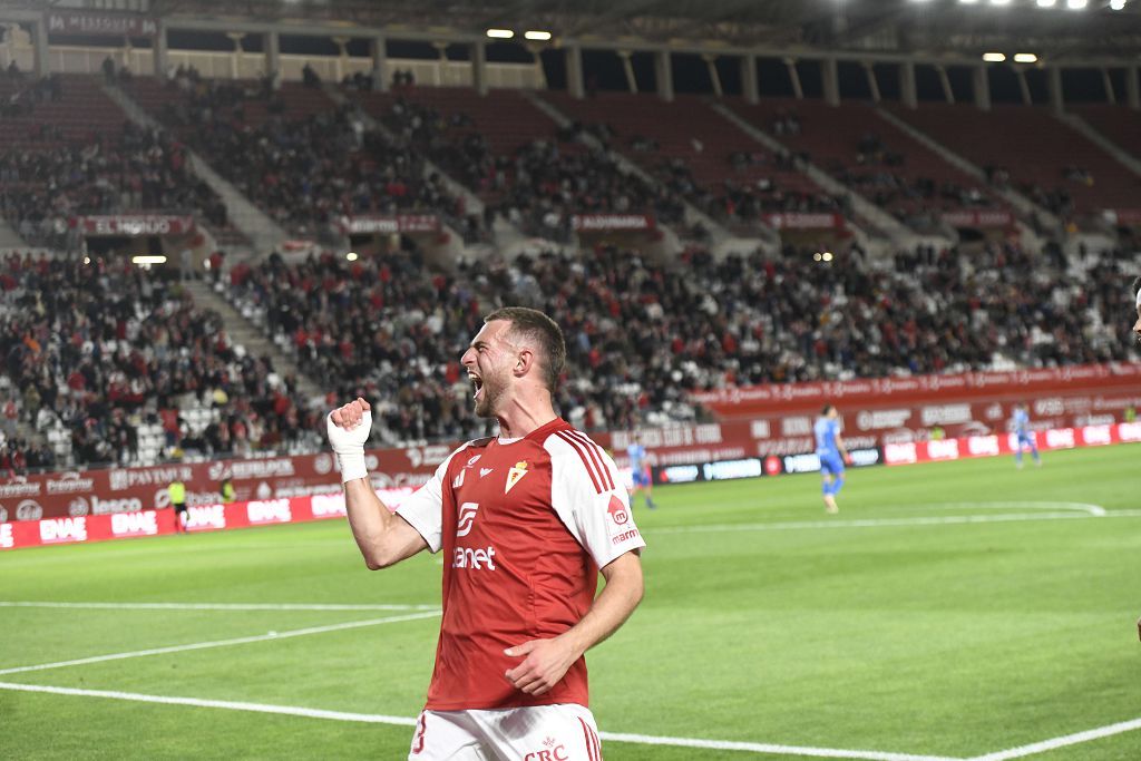 Todas las imágenes de la victoria del Real Murcia ante el Fuenlabrada