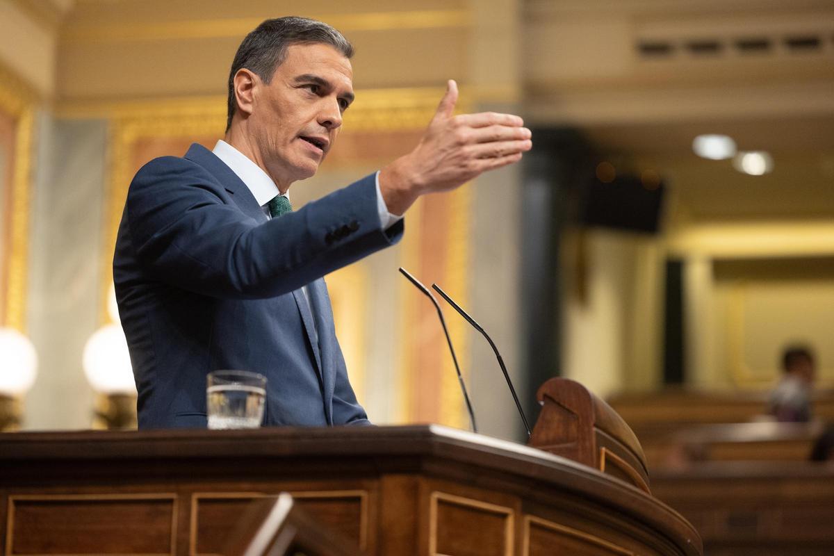 El presidente del Gobierno, Pedro Sánchez, durante su intervención este miércoles con el Congreso para presentar el plan de regeneración.
