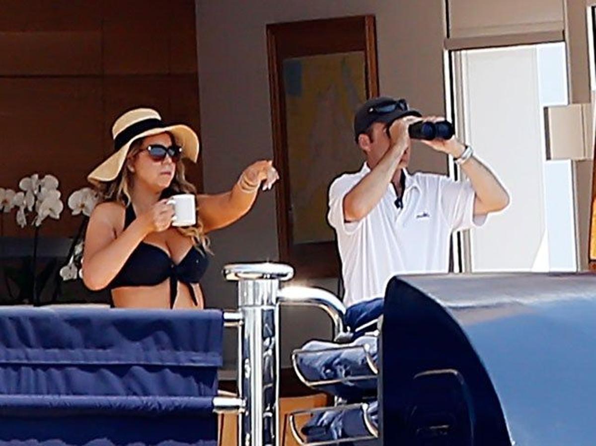 Mariah Carey se toma un café a bordo del yate de James Packer que está en Ibiza