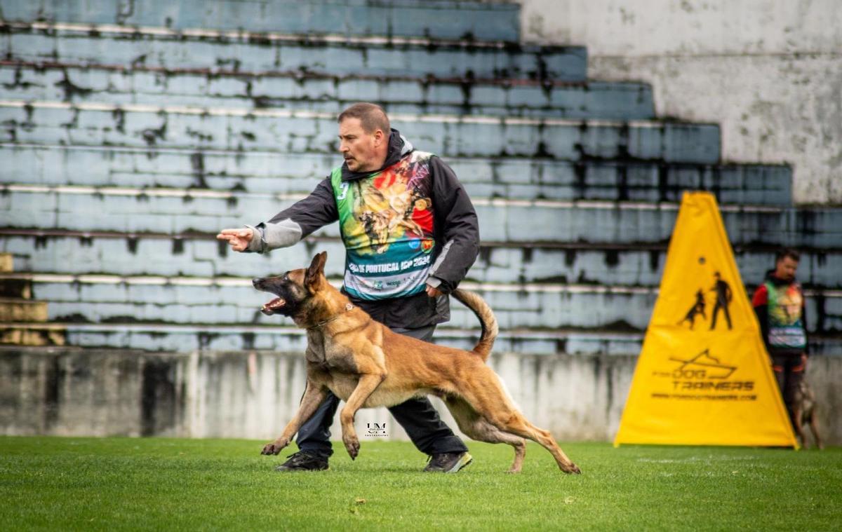 Luis, durante una competición canina.