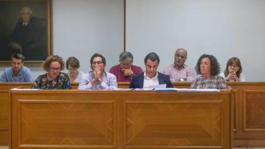 Imagen del grupo popular en el pleno municipal.