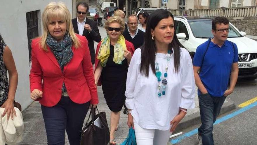 Nidia Arévalo, ayer, paseando por Concepción Arenal. // FdV