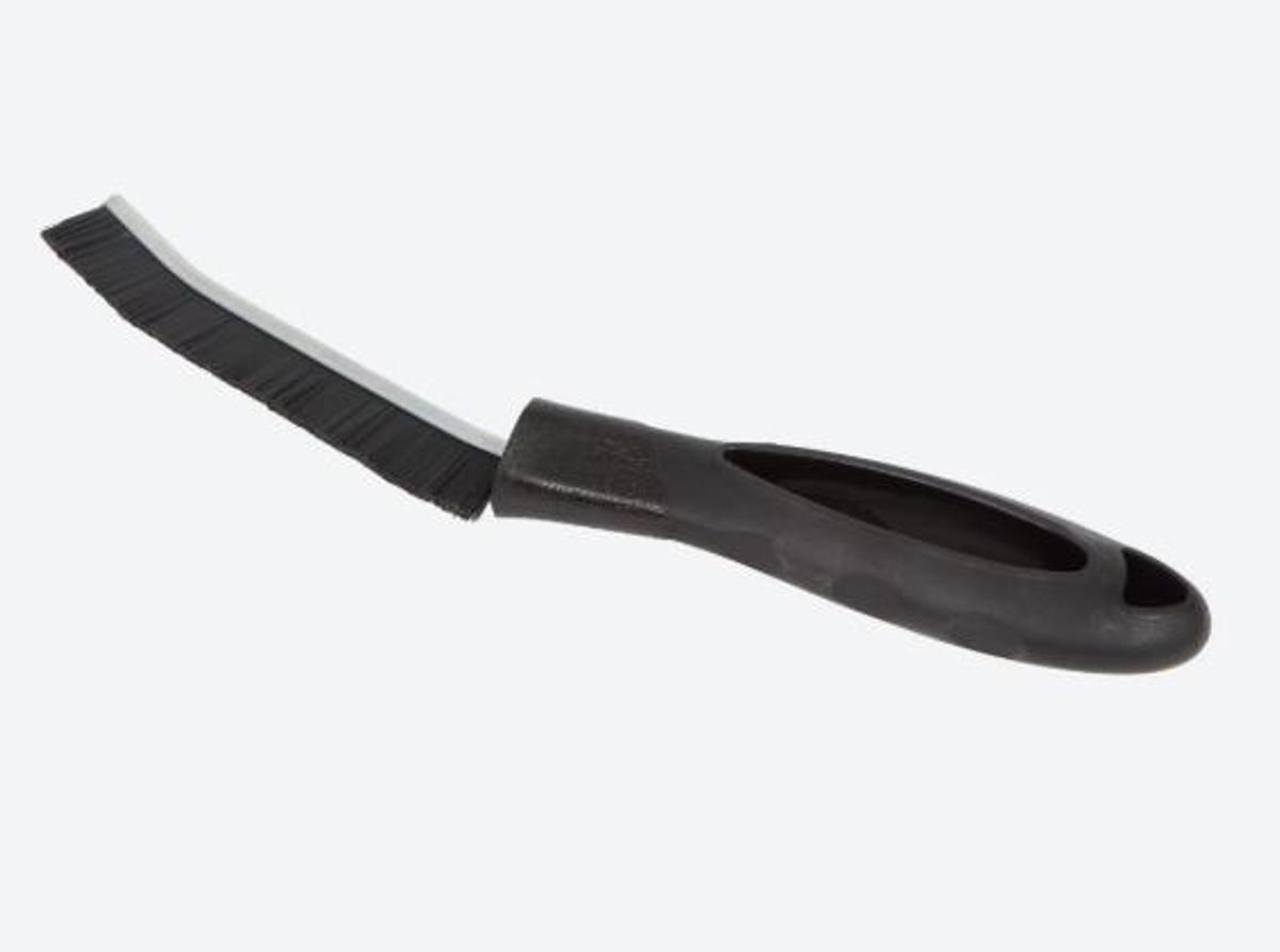 Cepillo para juntas.