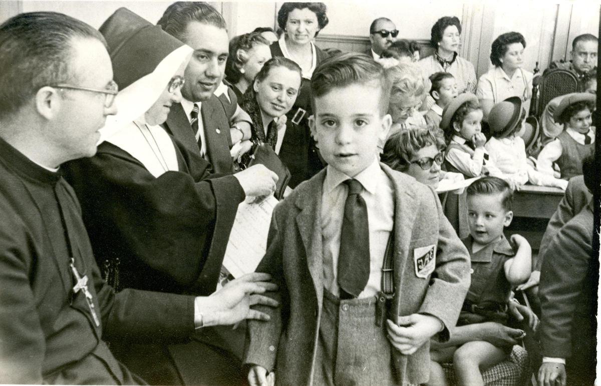 Una imagen de Corrada en sus tiempos de colegio en Chile.