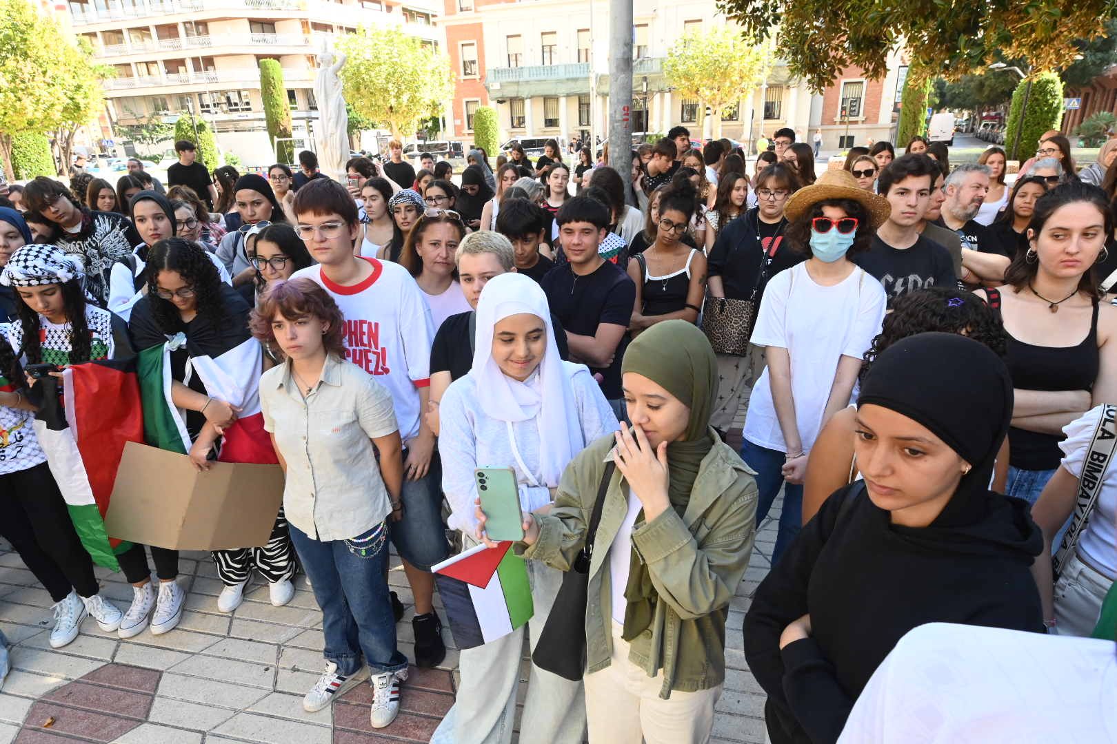 Galería de imágenes: Estudiantes de Castellón en protesta por Palestina