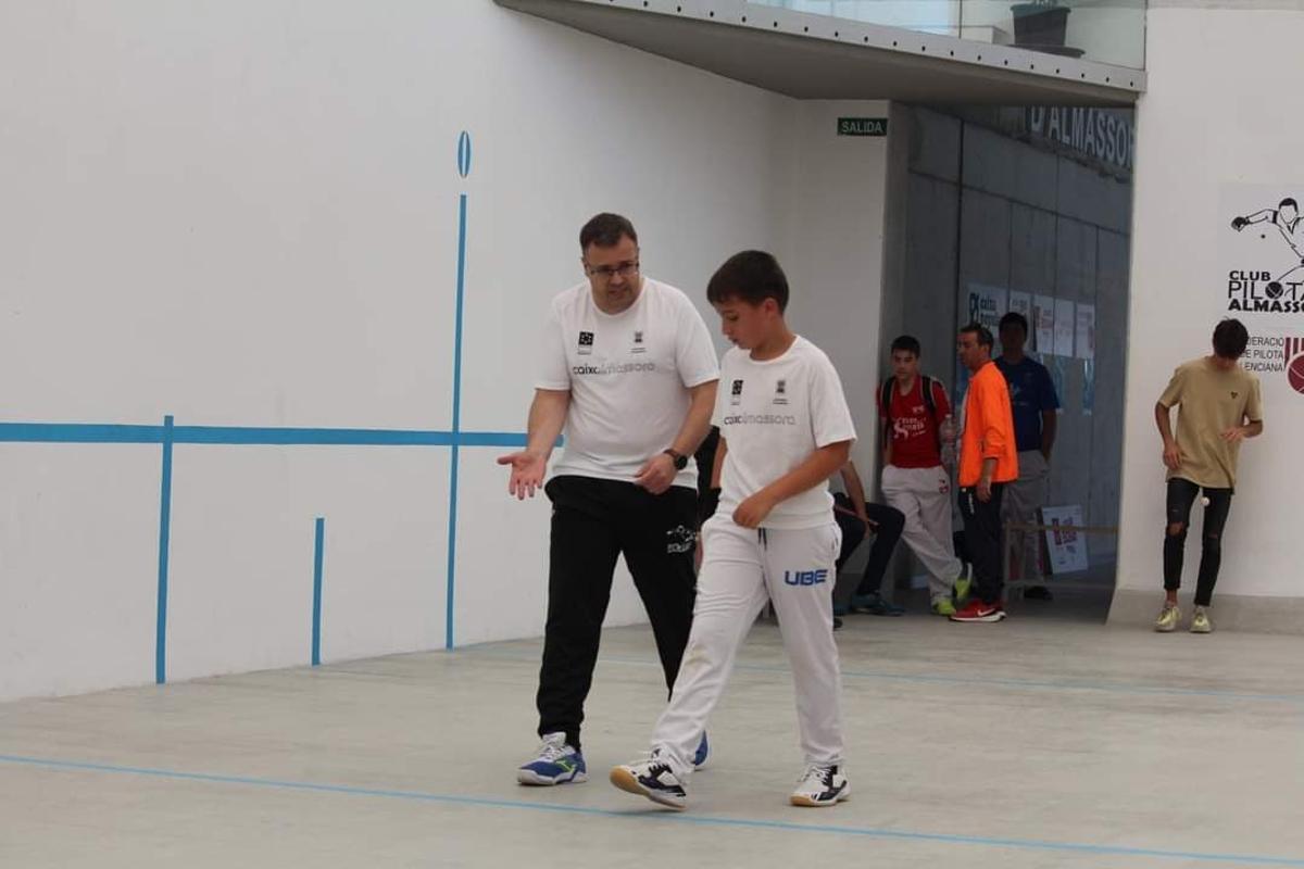 David Blanch, entrenador de l'escola d'Almassora, està també entre els premiats.