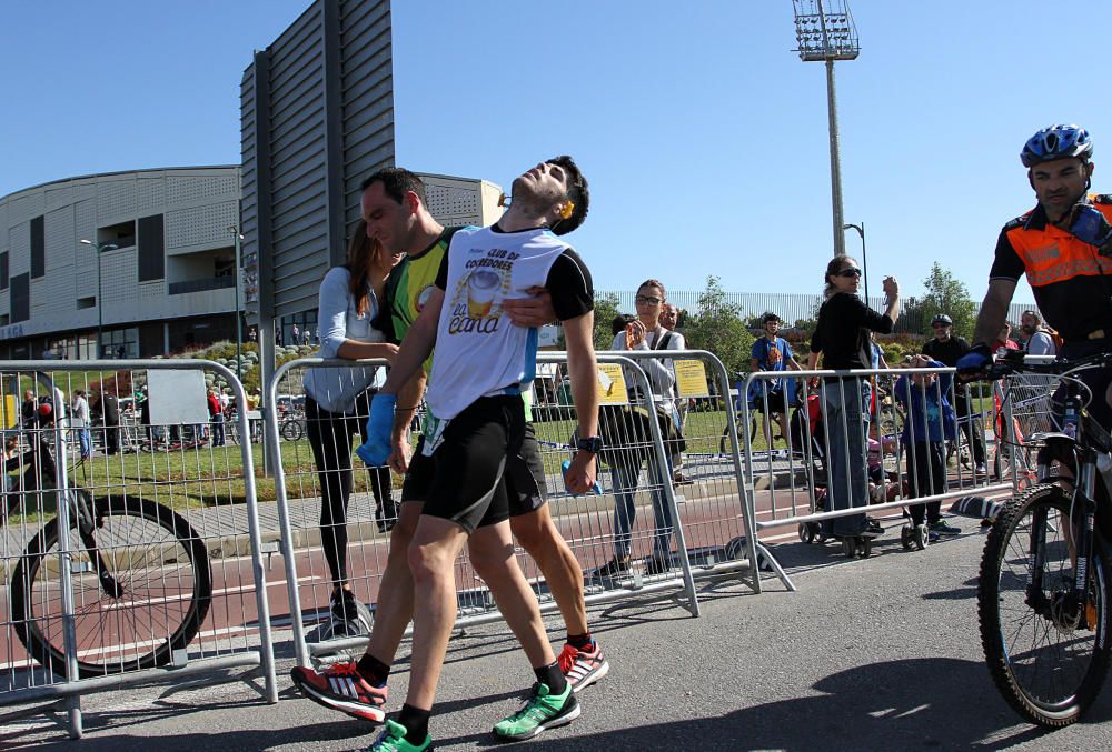 El Mouaziz, del Club Nerja de Atletismo ha vuelto a imponerse en la prueba, que ha alcanzado una participación récord con 7.500 corredores