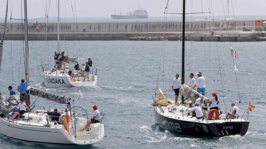 Ochenta barcos se dan cita en la Regata Carburo de Plata