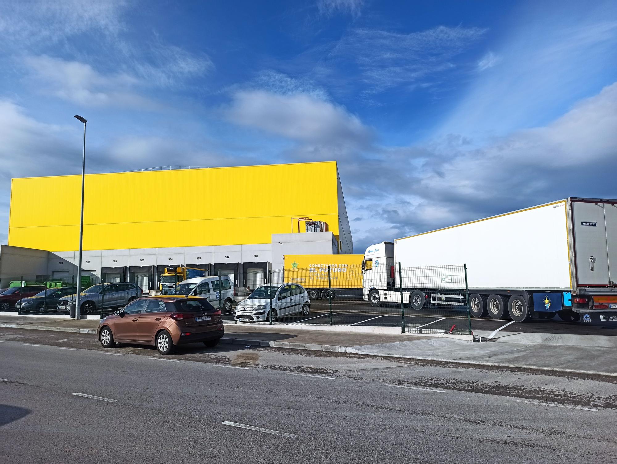 Así es el nuevo centro de frío de Alimerka en el polígono de Bobes, la primera empresa que inicia actividad en el área industrial de Siero