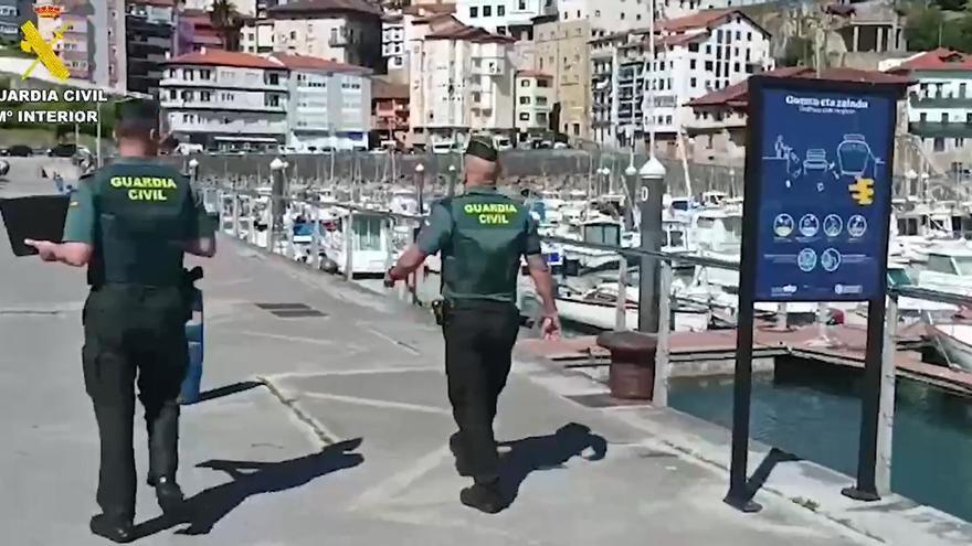 Intervienen más de 1.000 artículos pirotécnicos de uso en la marina sin licencia de venta