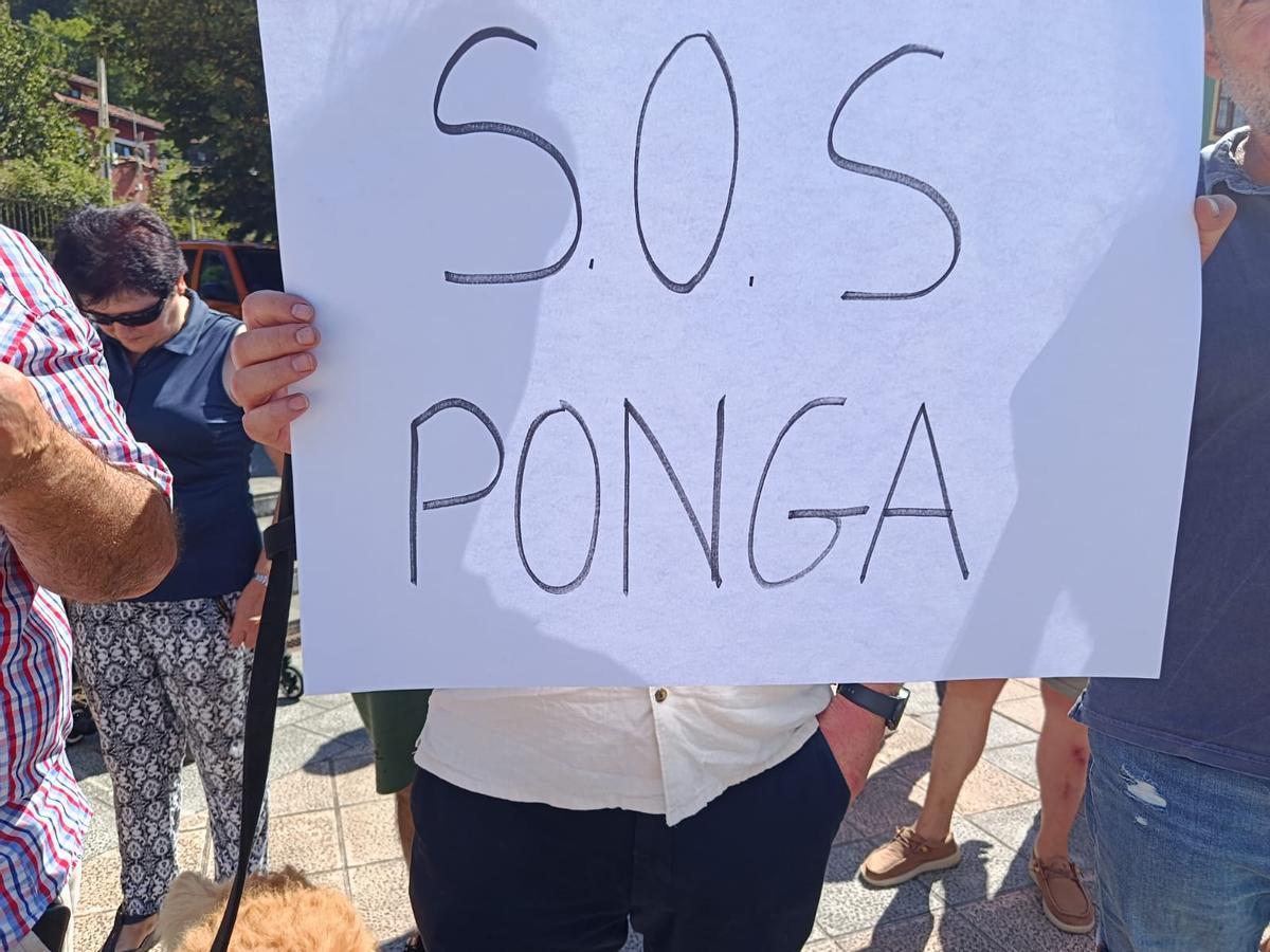 Imagen de una pancarta durante a protesta