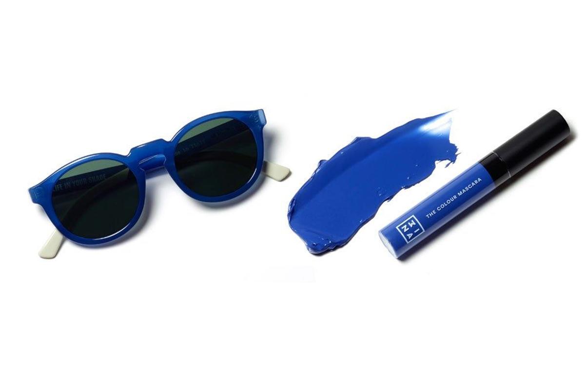 Gafas de sol azul eléctrico de Mr.Boho y raya del tono 102 3INA Makeup