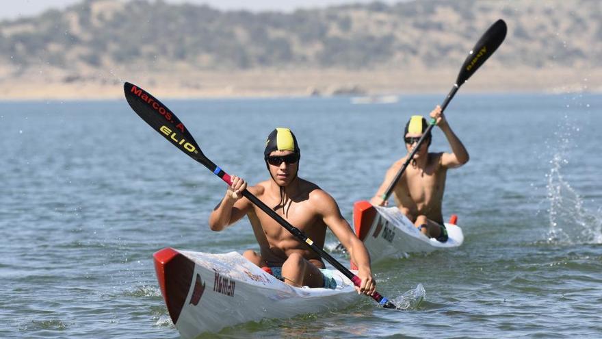 Marcos Antón, en piragua