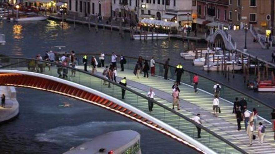 Italia lleva a juicio a Calatrava por el puente de Venecia