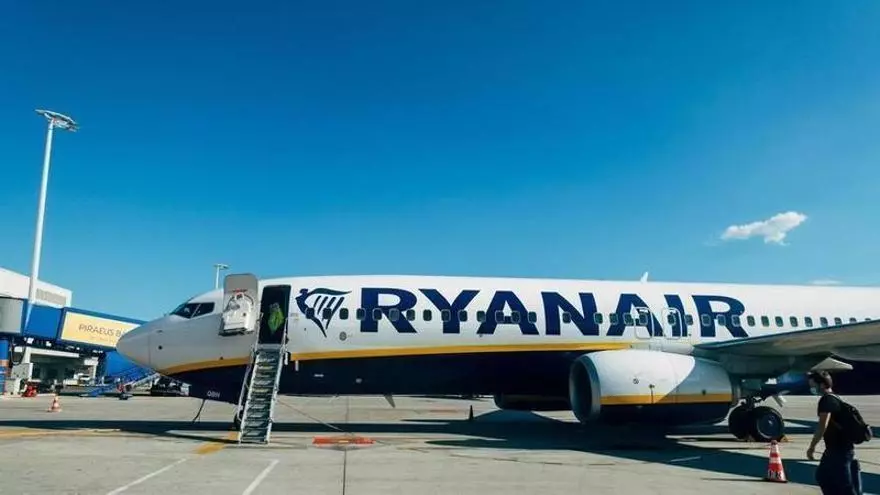 El Gobierno de Aragón prepara una promoción turística para que el Aeropuerto de Zaragoza llegue al millón de pasajeros