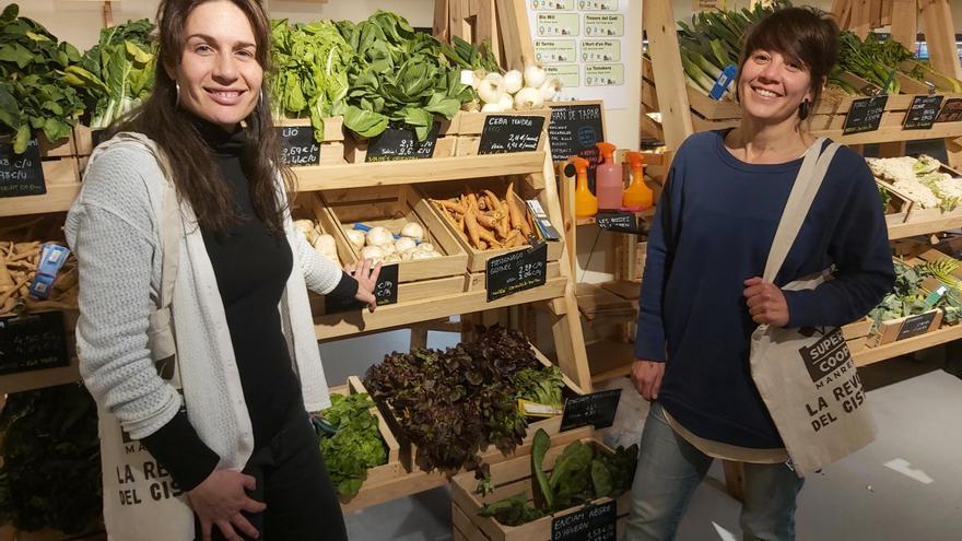 El supermercat cooperatiu de Manresa compleix tres anys i obté beneficis per primer cop