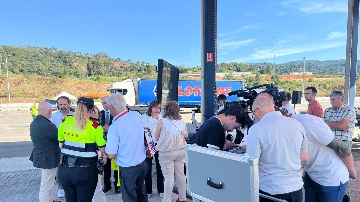 Acto de presentación del sistema de control en el antiguo peaje de Martorell
