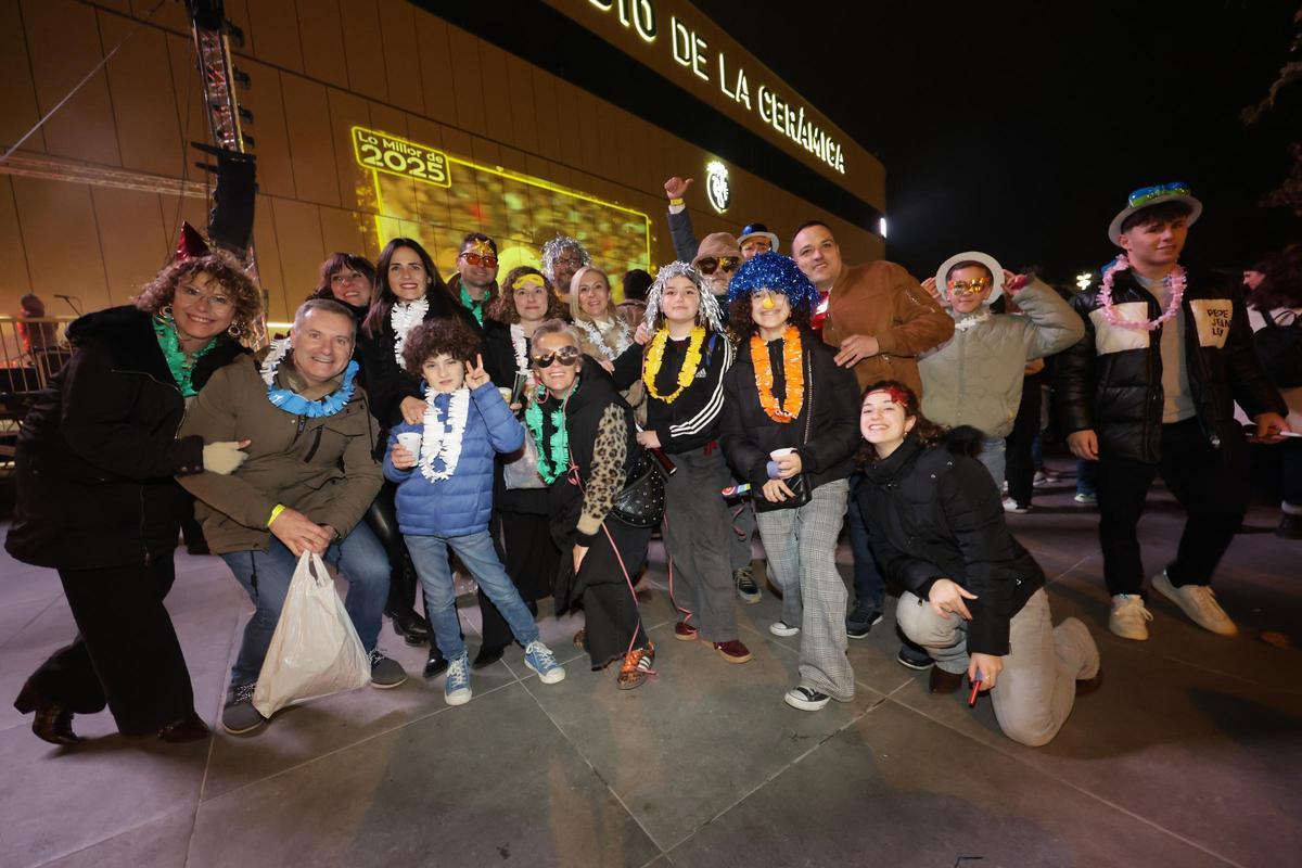 Galería de imágenes: Vila-real celebra las campanadas en el Estadio de La Cerámica Galería de imágenes: Vila-real celebra las campanadas en el Estadio de La Cerámica