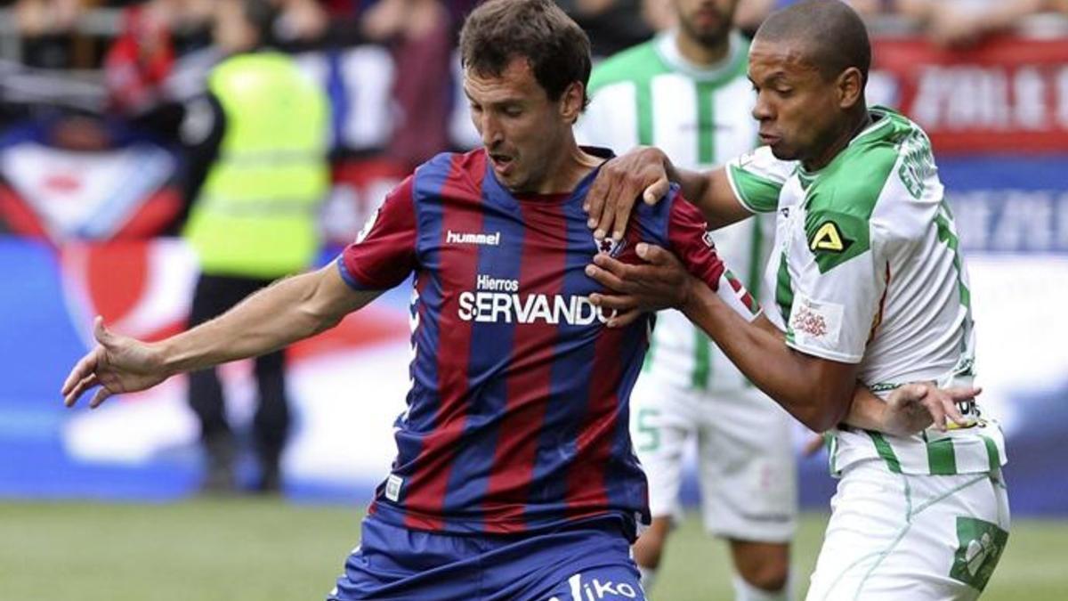 Mikel Arruabarrena se marcha del Eibar siete temporadas después