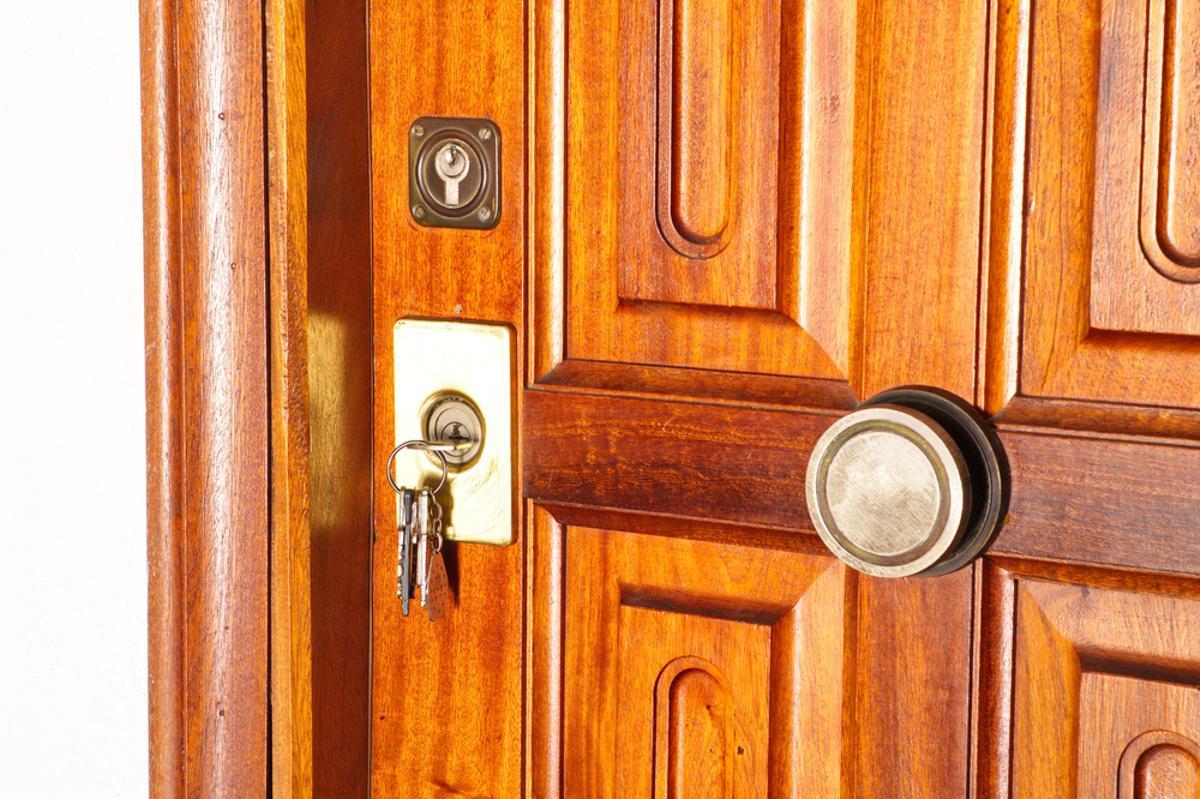 La puerta de una vivienda