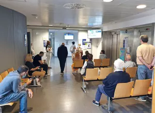 Primaria también sufre la presión en Urgencias: hasta cuatro horas de espera en el PAC vigués