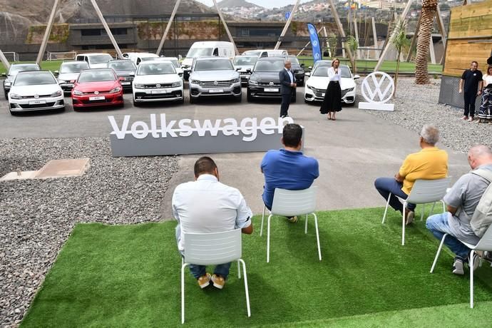 17/09/2019 LAS PALMAS DE GRAN CANARIA.  Entrega de coches Volkswagen a los jugadores de la UD Las Palmas.  Fotógrafa: YAIZA SOCORRO.  | 17/09/2019 | Fotógrafo: Yaiza Socorro