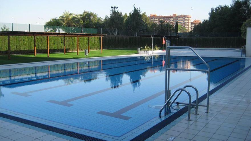 Xirivella abre al público las piscinas de verano y los gimnasios municipales