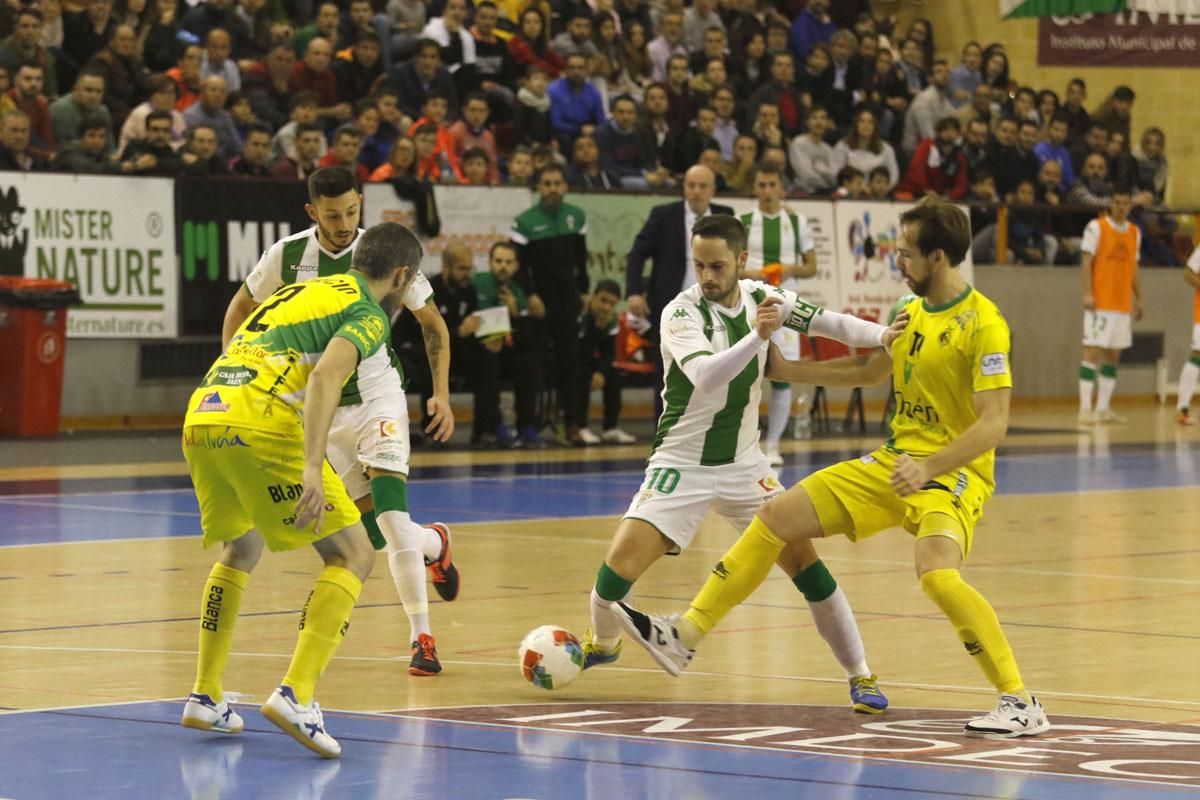 Las imágenes del Córdoba Futsal y Jaén Paraíso Interior