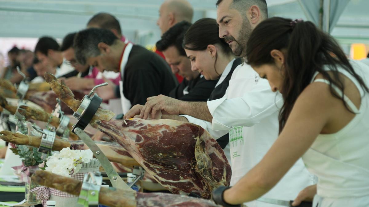 Encuentro benéfico de cortadores de jamón de Zamora del pasado año.