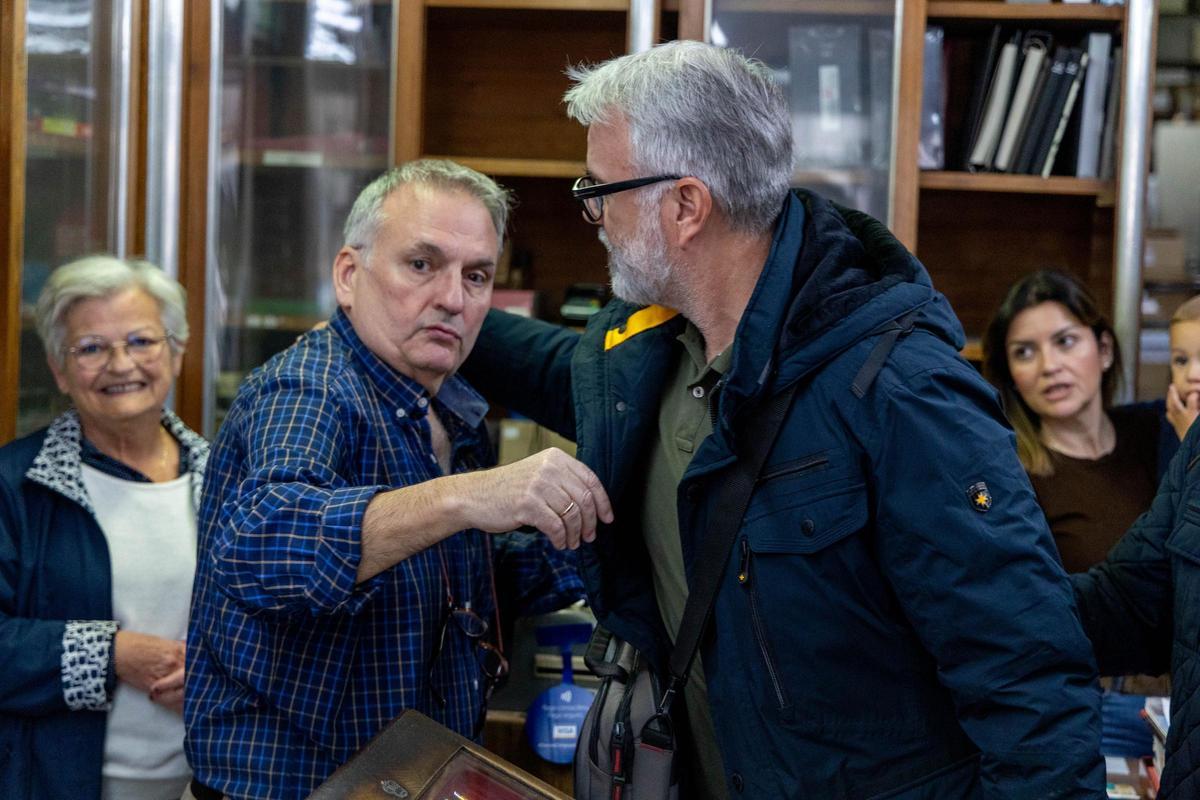 Cierra la Papelería Eutimio de Alicante tras 90 años