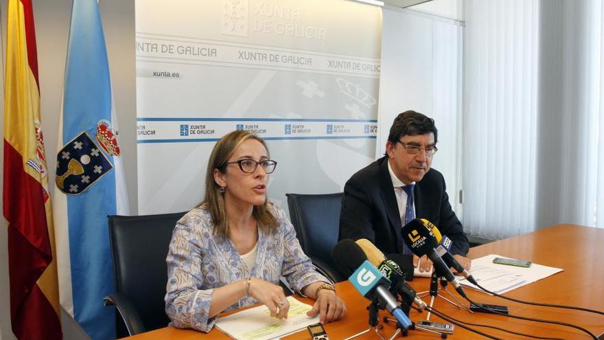 La conselleira Ethel Vázquez y el delegado de la Xunta en Vigo, Ignacio López-Chaves, esta mañana. // Marcos Canosa