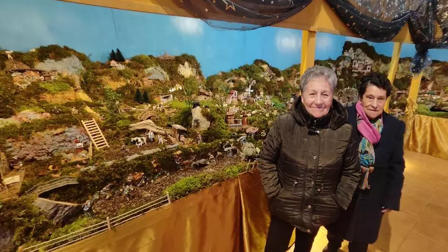 Así se ve el belén de la antigua pescadería de Grado