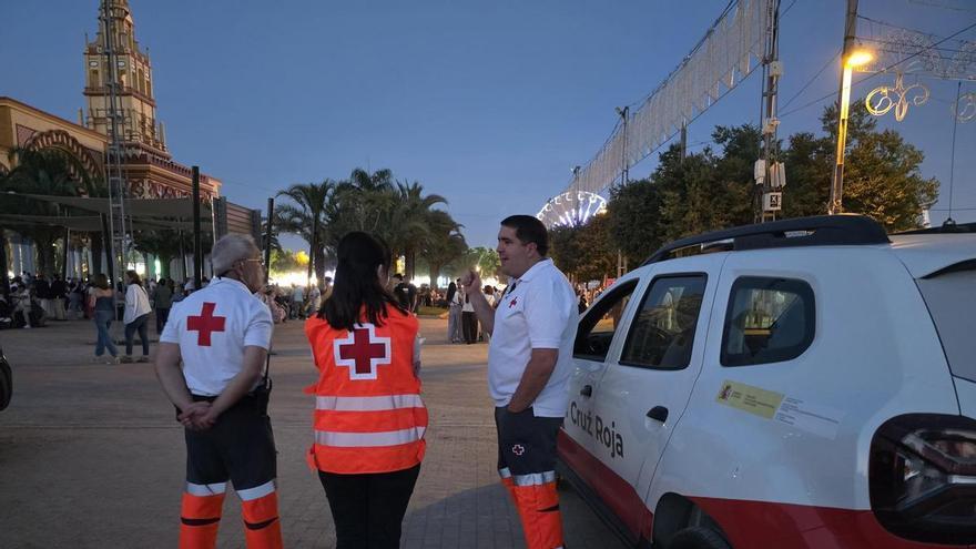 Cruz Roja atiende a 339 personas en el inicio de la Feria y alerta del aumento de incidencias por el calor