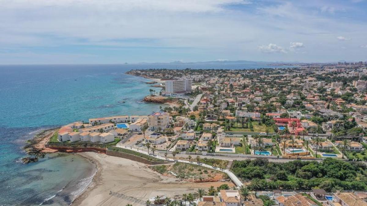 Vista aérea del litoral oriolano