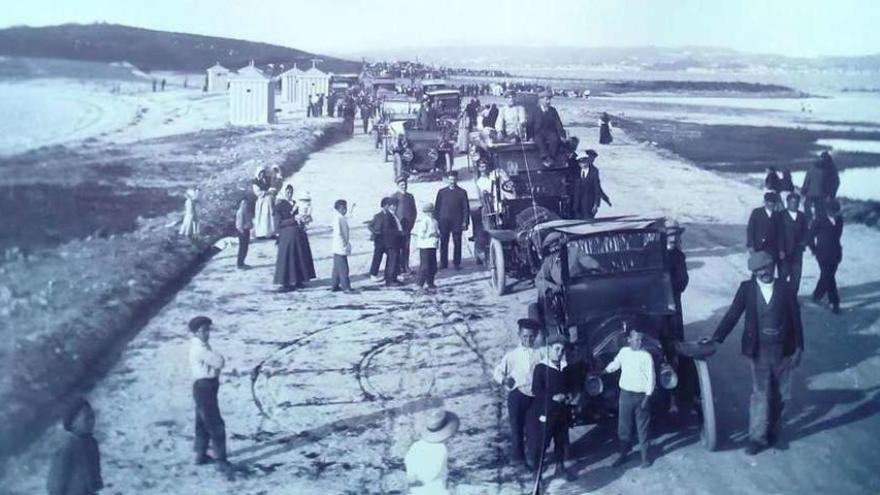 Una de las fotografías de la isla de A Toxa que desde ayer pueden verse en O Grove. // Joaquín Pintos/Museo de Pontevedra